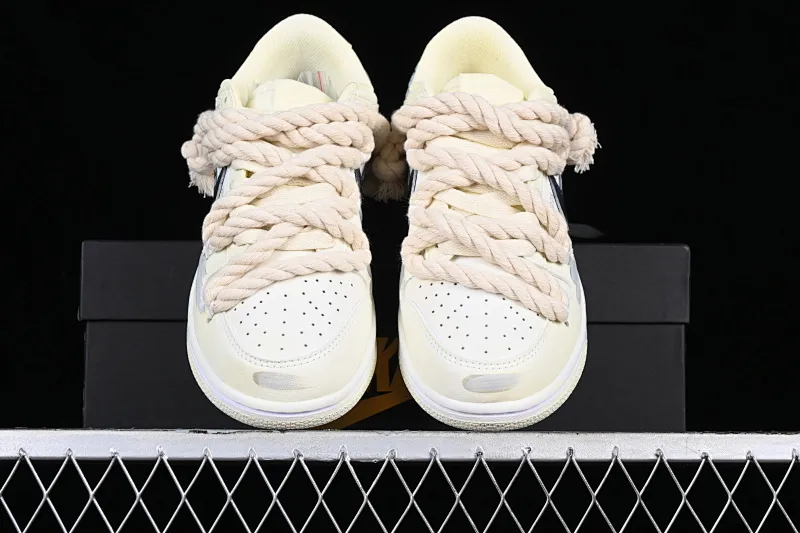 All Categories Nk SB Dunk Series Nk SB Dunk Low Low-top sneakers J version Nk Dunk SB Low Retro High-end customization Desert theme SB low-top sports and leisure sneakers DD1503-121